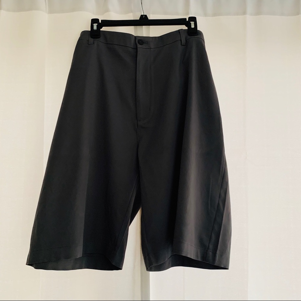 Round tree and Yorker Performance Shorts